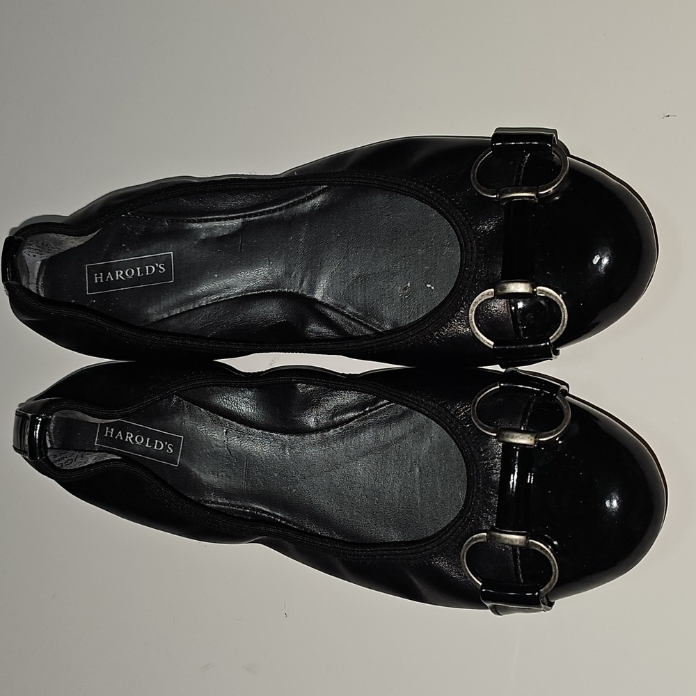 Vintage Harold's Genny Black Patent Regular Leather Womens 6.5M Silver Buckles